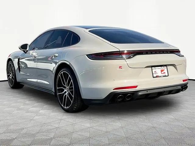 2021 Porsche Panamera Standard