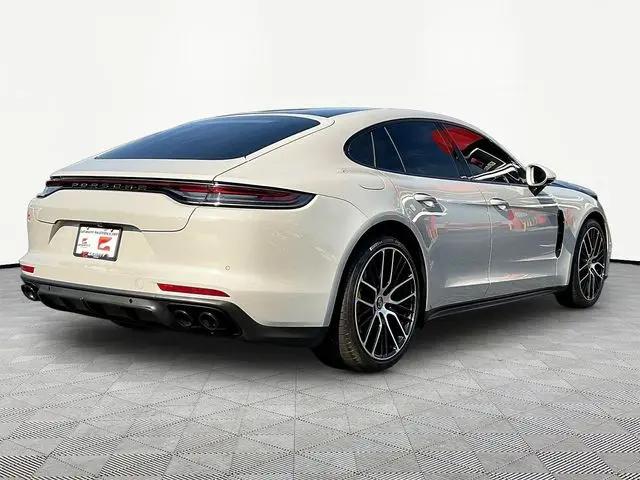 2021 Porsche Panamera Standard