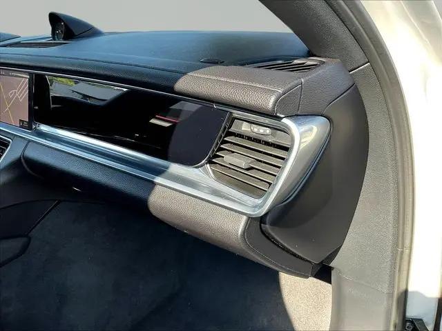 2021 Porsche Panamera Standard