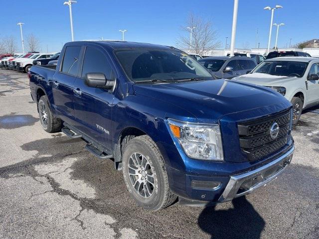 2021 Nissan Titan Crew Cab SV 4x4