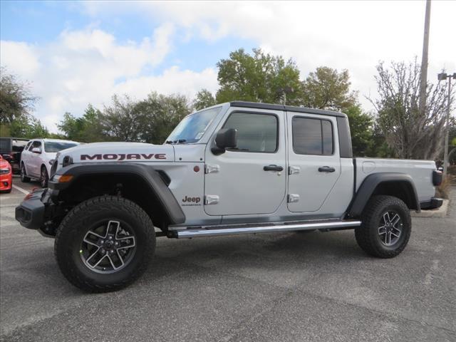 2024 Jeep Gladiator GLADIATOR MOJAVE 4X4