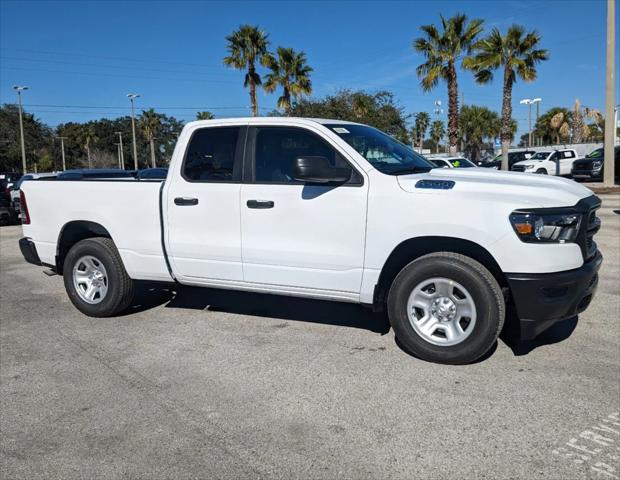 2024 RAM Ram 1500 RAM 1500 TRADESMAN QUAD CAB 4X4 64 BOX