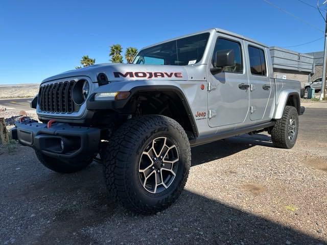 2024 Jeep Gladiator GLADIATOR MOJAVE X 4X4