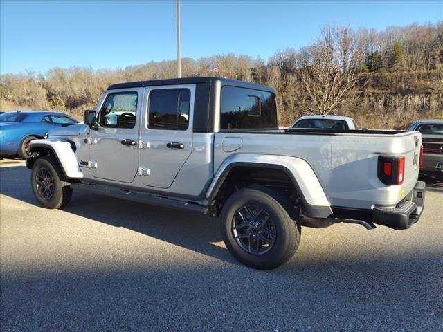 2024 Jeep Gladiator GLADIATOR SPORT S 4X4