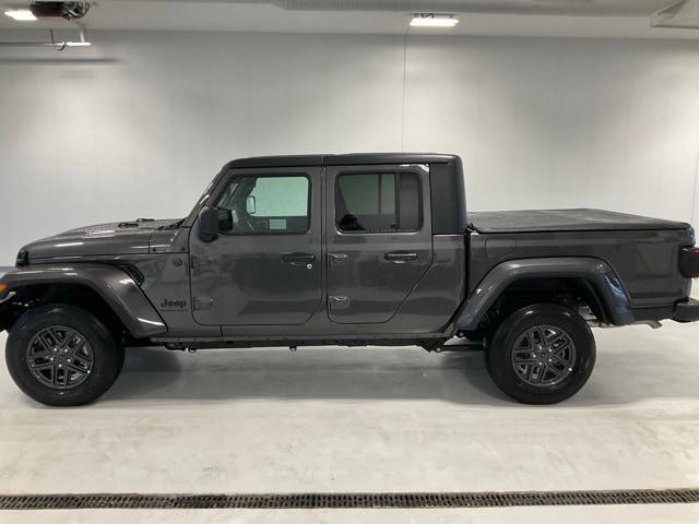 2024 Jeep Gladiator GLADIATOR SPORT S 4X4