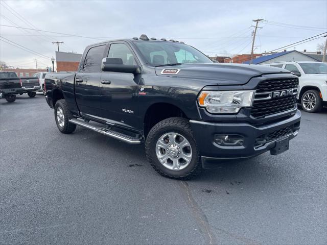 2022 RAM 3500 Big Horn Crew Cab 4x4 64 Box