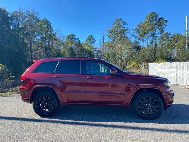 2017 Jeep Grand Cherokee Altitude 4x4 2017 Jeep Grand Cherokee Altitude 4x4