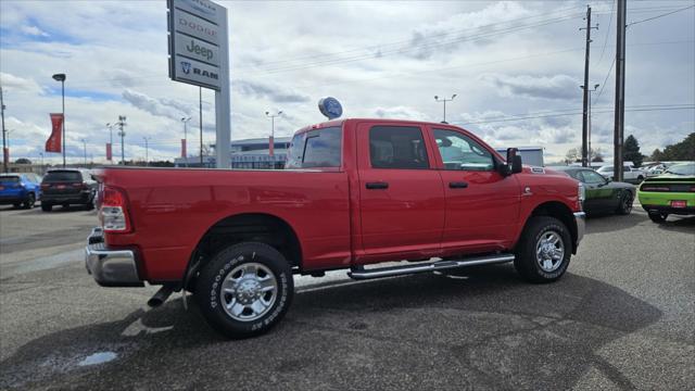 2023 RAM 2500 Tradesman Crew Cab 4x4 64 Box