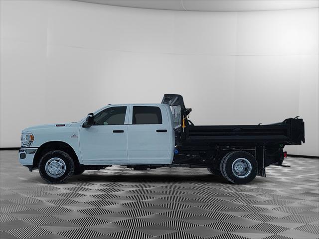 2024 RAM Ram 3500 Chassis Cab RAM 3500 TRADESMAN CREW CAB CHASSIS 4X4 60 CA