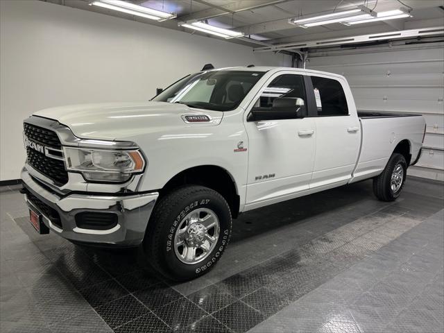 2022 RAM 3500 Big Horn Crew Cab 4x4 8 Box