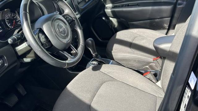 2019 Jeep Renegade Altitude FWD