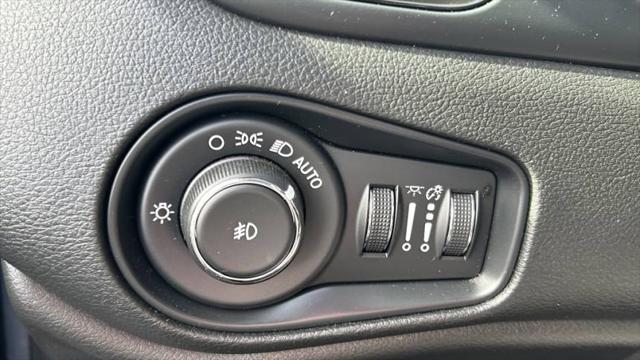 2019 Jeep Renegade Altitude FWD