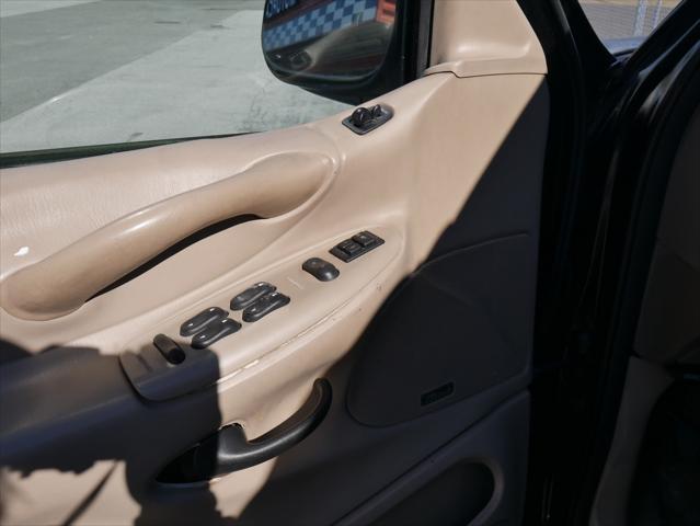 2002 Ford Expedition Eddie Bauer