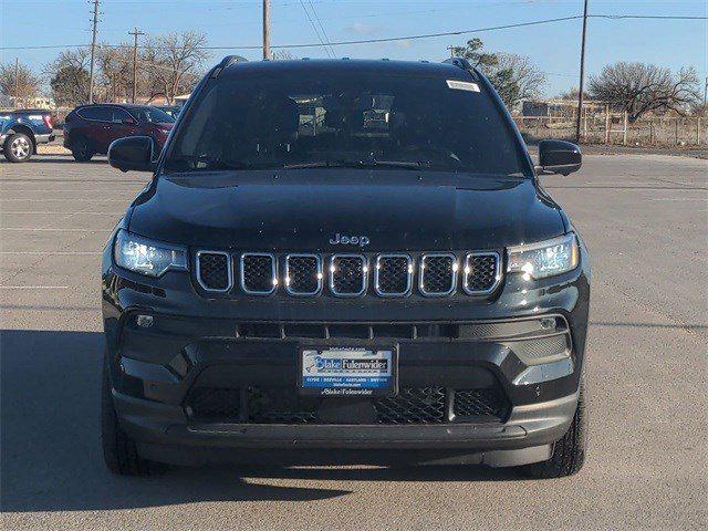 2024 Jeep Compass COMPASS LATITUDE 4X4