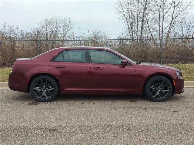 2023 Chrysler Chrysler 300 300S V6