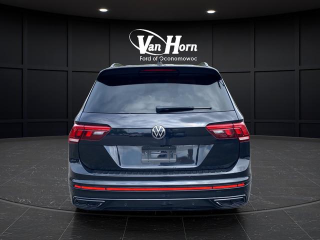 2022 Volkswagen Tiguan 2.0T SE R-Line Black
