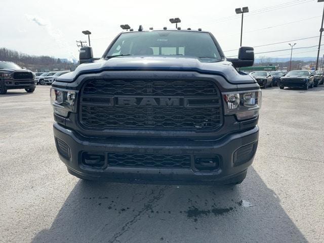 2024 RAM Ram 3500 RAM 3500 TRADESMAN CREW CAB 4X4 64 BOX