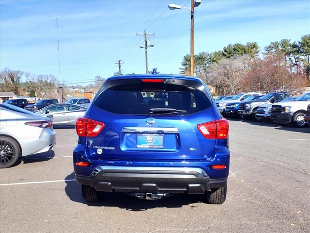 2020 Nissan Pathfinder SL 2WD