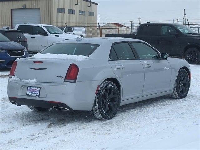 2023 Chrysler Chrysler 300 300S V6