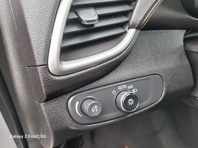 2020 Chevrolet Trax AWD LS