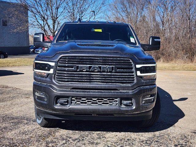 2024 RAM Ram 2500 RAM 2500 LARAMIE MEGA CAB 4X4 64 BOX