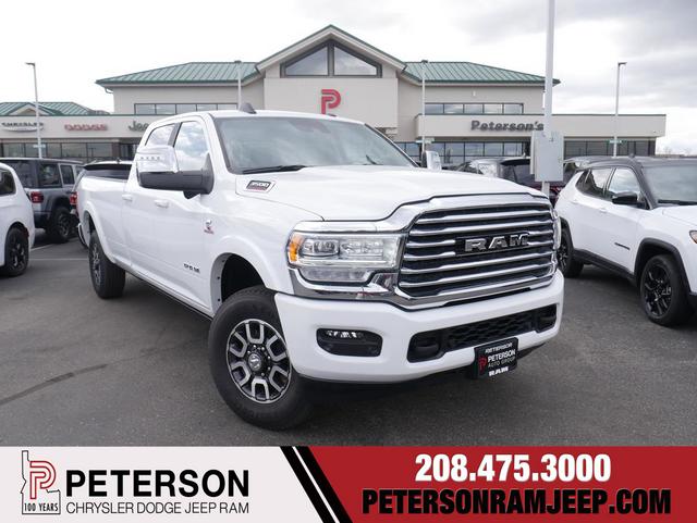 2024 RAM Ram 3500 RAM 3500 LIMITED LONGHORN CREW CAB 4X4 8 BOX