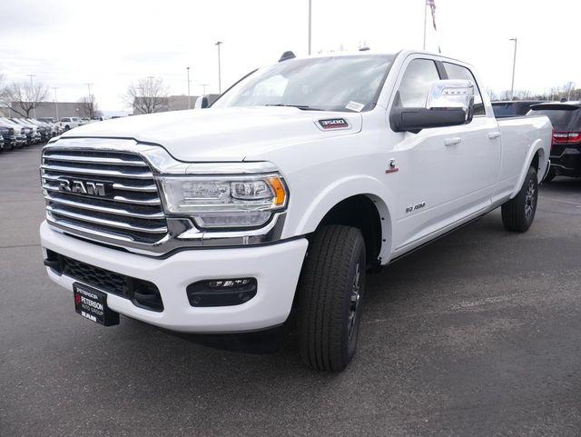 2024 RAM Ram 3500 RAM 3500 LIMITED LONGHORN CREW CAB 4X4 8 BOX