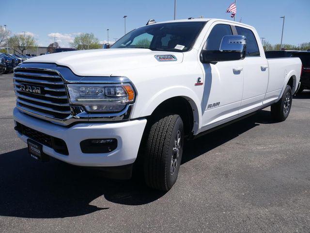 2024 RAM Ram 3500 RAM 3500 LIMITED LONGHORN CREW CAB 4X4 8 BOX