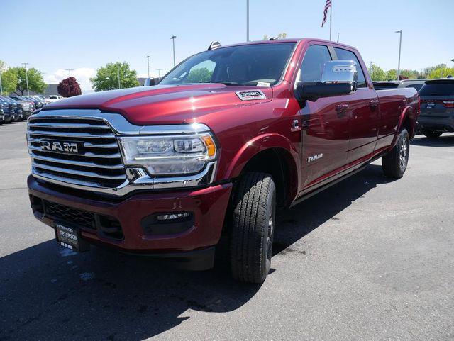 2024 RAM Ram 3500 RAM 3500 LIMITED LONGHORN CREW CAB 4X4 8 BOX