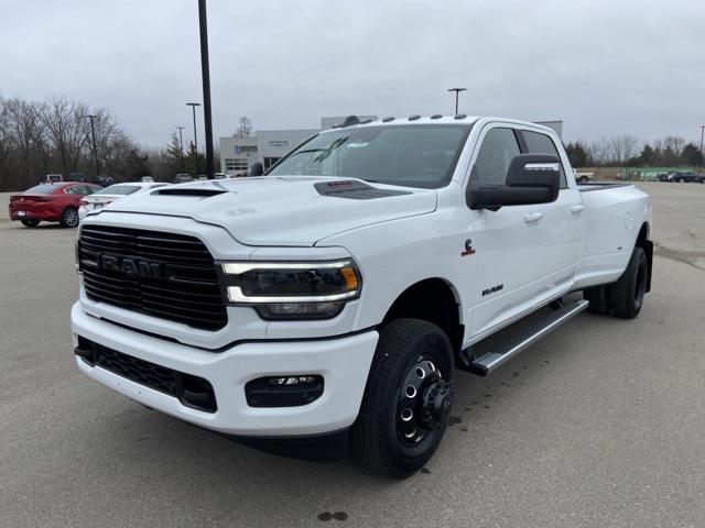 2024 RAM Ram 3500 RAM 3500 LARAMIE CREW CAB 4X4 8 BOX