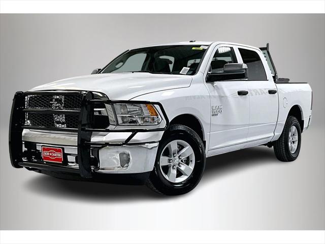 2023 RAM Ram 1500 Classic RAM 1500 CLASSIC TRADESMAN CREW CAB 4X4 57 BOX