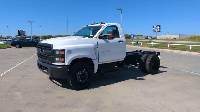 2023 Chevrolet Silverado MD LT