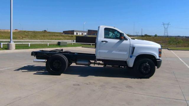 2023 Chevrolet Silverado MD LT