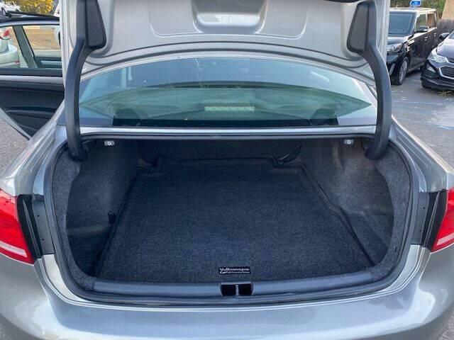 2013 Volkswagen Passat 2.5L S
