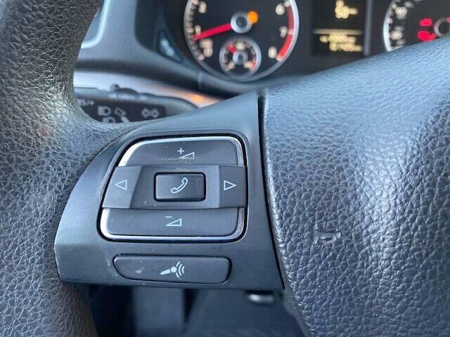 2013 Volkswagen Passat 2.5L S