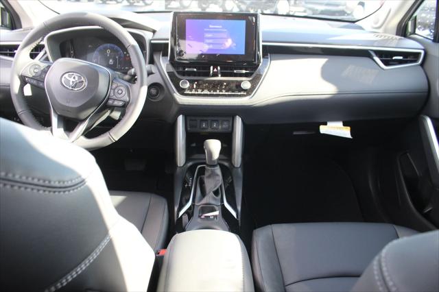 2024 Toyota Corolla Cross XLE