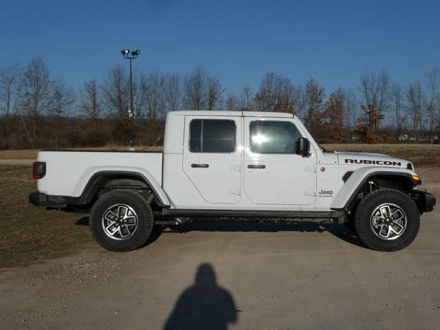 2024 Jeep Gladiator GLADIATOR RUBICON X 4X4