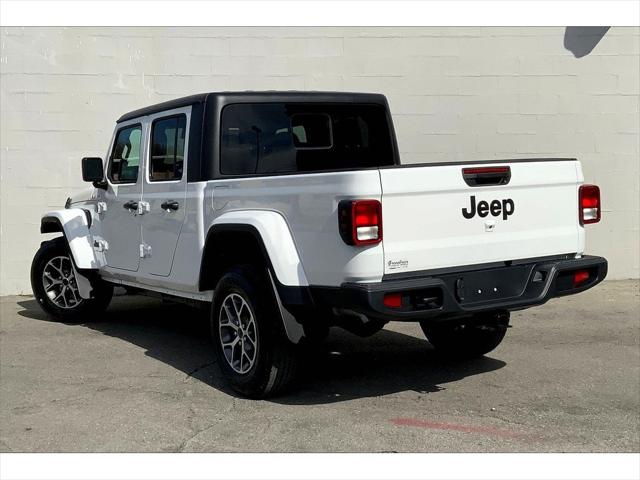 2024 Jeep Gladiator GLADIATOR SPORT S 4X4