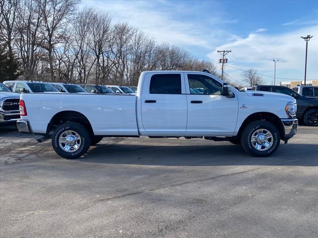 2024 RAM Ram 3500 RAM 3500 TRADESMAN CREW CAB 4X4 8 BOX