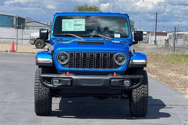 2024 Jeep Gladiator GLADIATOR MOJAVE X 4X4