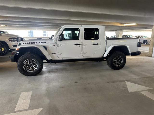 2024 Jeep Gladiator GLADIATOR RUBICON X 4X4