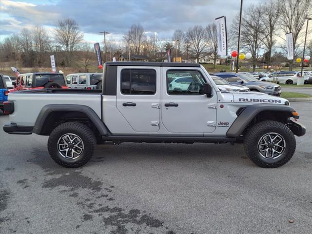 2024 Jeep Gladiator GLADIATOR RUBICON 4X4