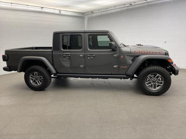 2024 Jeep Gladiator GLADIATOR MOJAVE 4X4