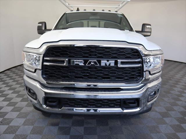 2023 RAM Ram 3500 RAM 3500 TRADESMAN CREW CAB 4X4 8 BOX