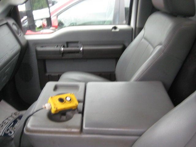 2011 Ford F-550 XL