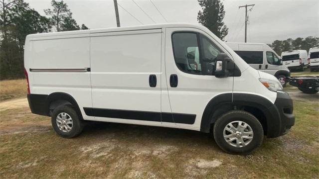 2024 RAM Ram ProMaster RAM PROMASTER 3500 SLT CARGO VAN LOW ROOF 136 WB