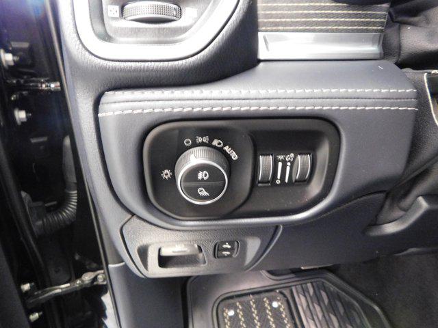 2022 Ram 1500 Limited Crew Cab 4x4 57 Box