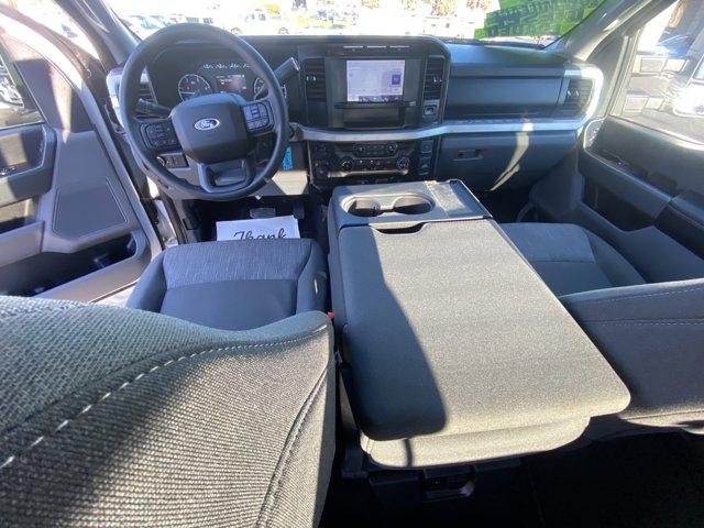 2023 Ford F-450 XLT Flatbed 4WD
