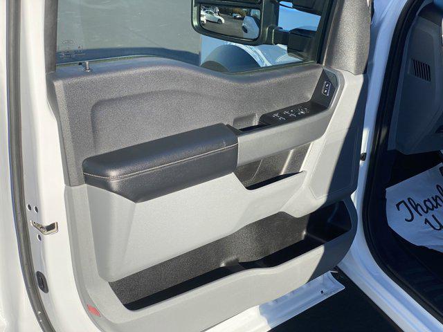2023 Ford F-450 XLT Flatbed 4WD