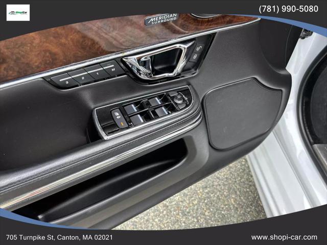 2016 Jaguar XJ R-Sport